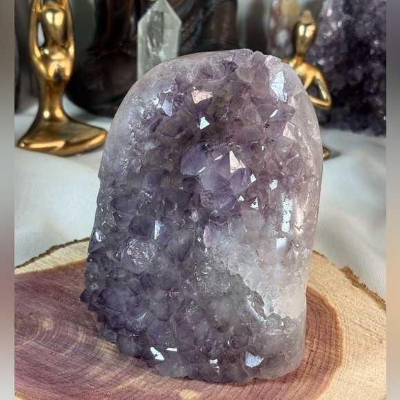 Druzy Rainbow Amethyst from Brazil - Looks beautiful on a light base!!💜 - Picture 6 of 6